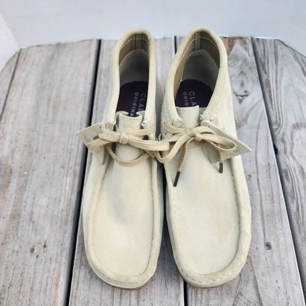 Clarks Originals Men's Wallabee Suede Comfort Oxfords Size 11M Tan Rubber Sole